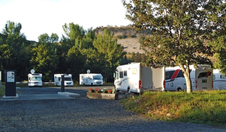 Aire camping-car park de Dienne