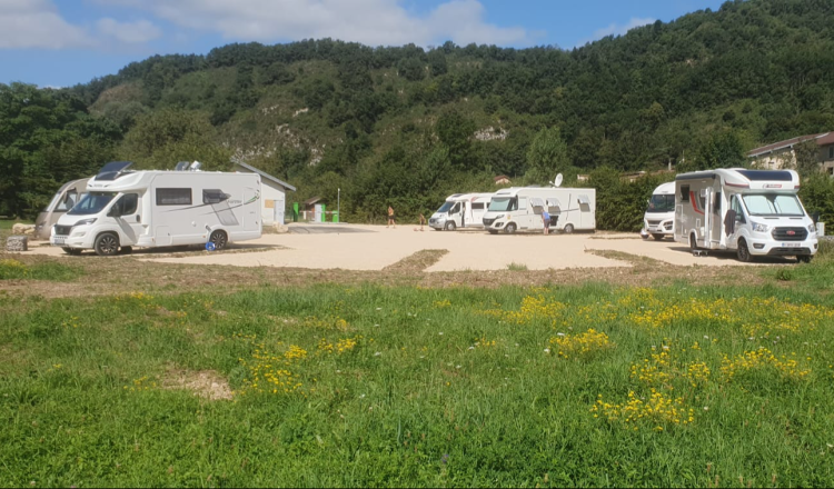 Camping-Car Park de Thoirette