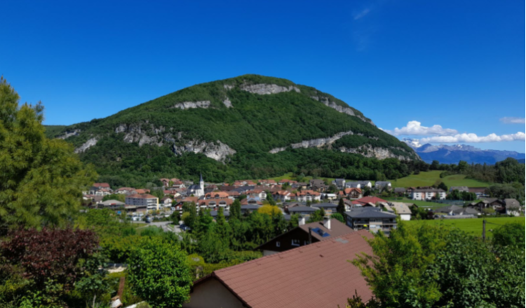 Aire de Camping-Cars La-Balme de-Sillingy