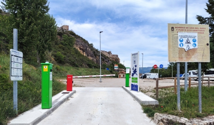 Área de camping-car de Frias