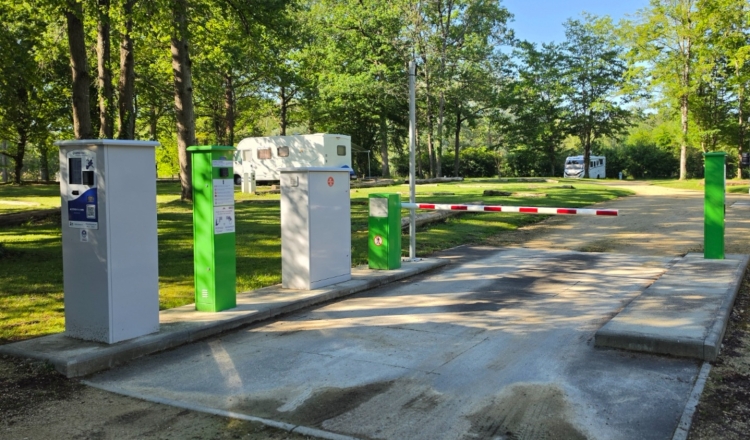 Aire Camping-Car Park de Guesnes