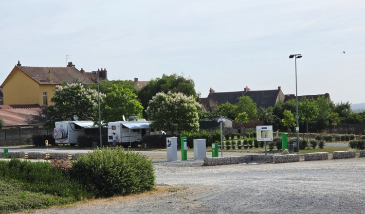 Aire Champ Avel - Evaux-les-bains