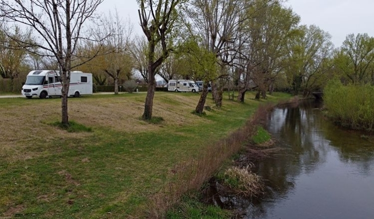 Aire Camping-Car Park de Tauriac