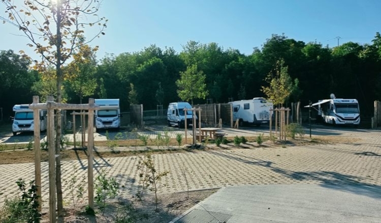 Aire de camping-car de Chouilly