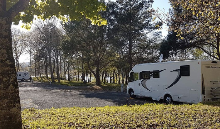 Aire CAMPING-CAR PARK de Saint-Gérons, Plage d'Espinet