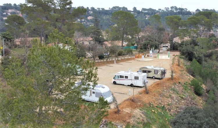 Aire CAMPING-CAR PARK du Thoronet, L'Abbaye