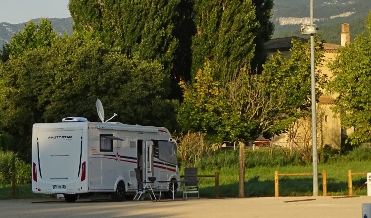 Camping-Car Park Malaucène