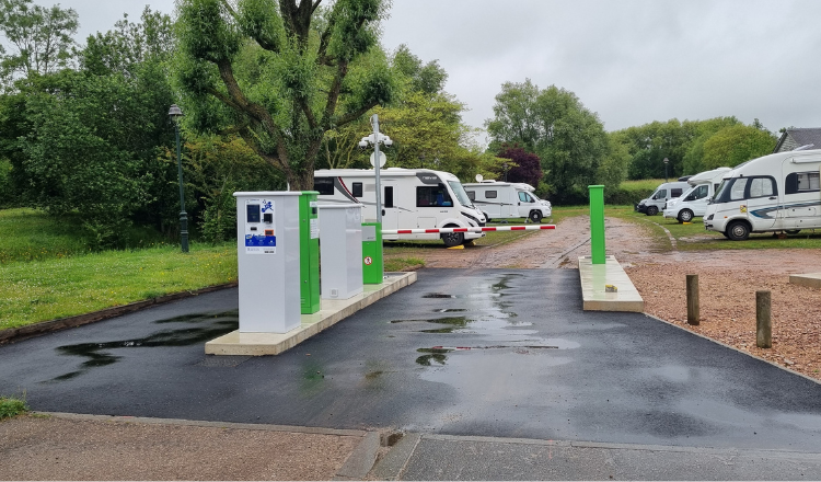 Aire Camping-Car Park La Rivière-Saint-Sauveur