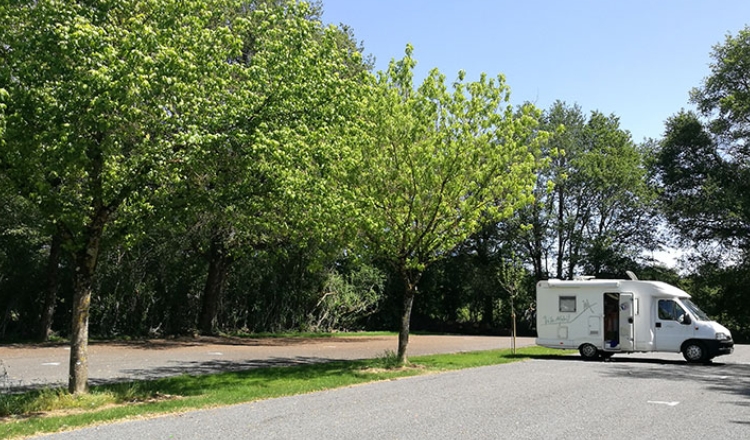 Aire CAMPING-CAR PARK de Moulismes